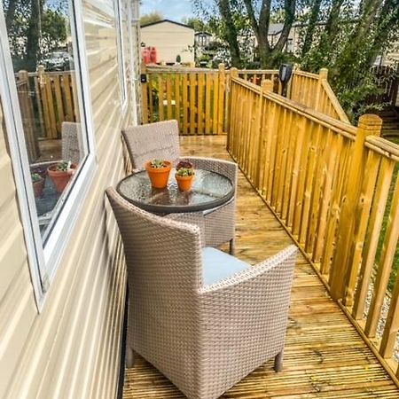 Villa The Hygge Retreat At 7 Lakes Country Park, Lincolnshire Crowle  Exterior foto